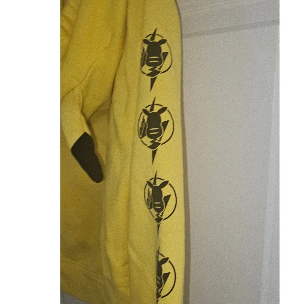 Pokemon Pikachu Boys Yellow Full Zip Hoodie 3D Ears Graphic Sweatshirt Sz Small - Picture 6 of 6
